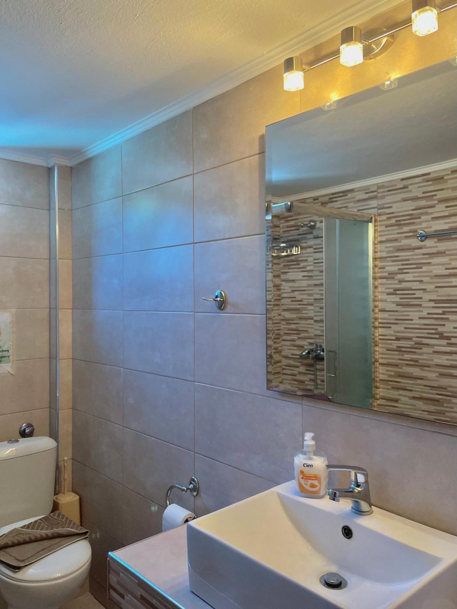 Anna Dani Apartments 보우르보우로우 외부 사진
