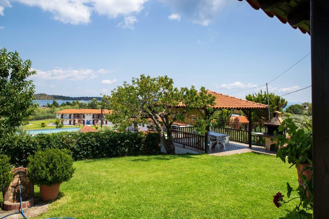 Anna Dani Apartments 보우르보우로우 외부 사진